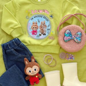 Sueter verde labubu peluche
